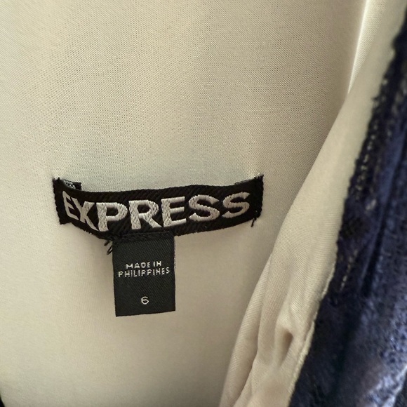 Express Navy Blue Ruched Lace Cocktail Dress Size 6 - Picture 2 of 7